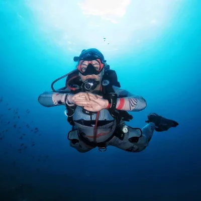 diving underwater diving underwater